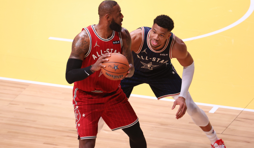 开云体育-中国官网登录入口-不止字母哥，这5位超巨，都曾在巅峰期离队，他们后来发展如何？