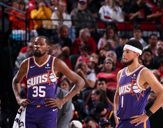 开云Kaiyun官网入口-杜兰特布克带头防守！太阳新阵新风貌 沃帅心不慌