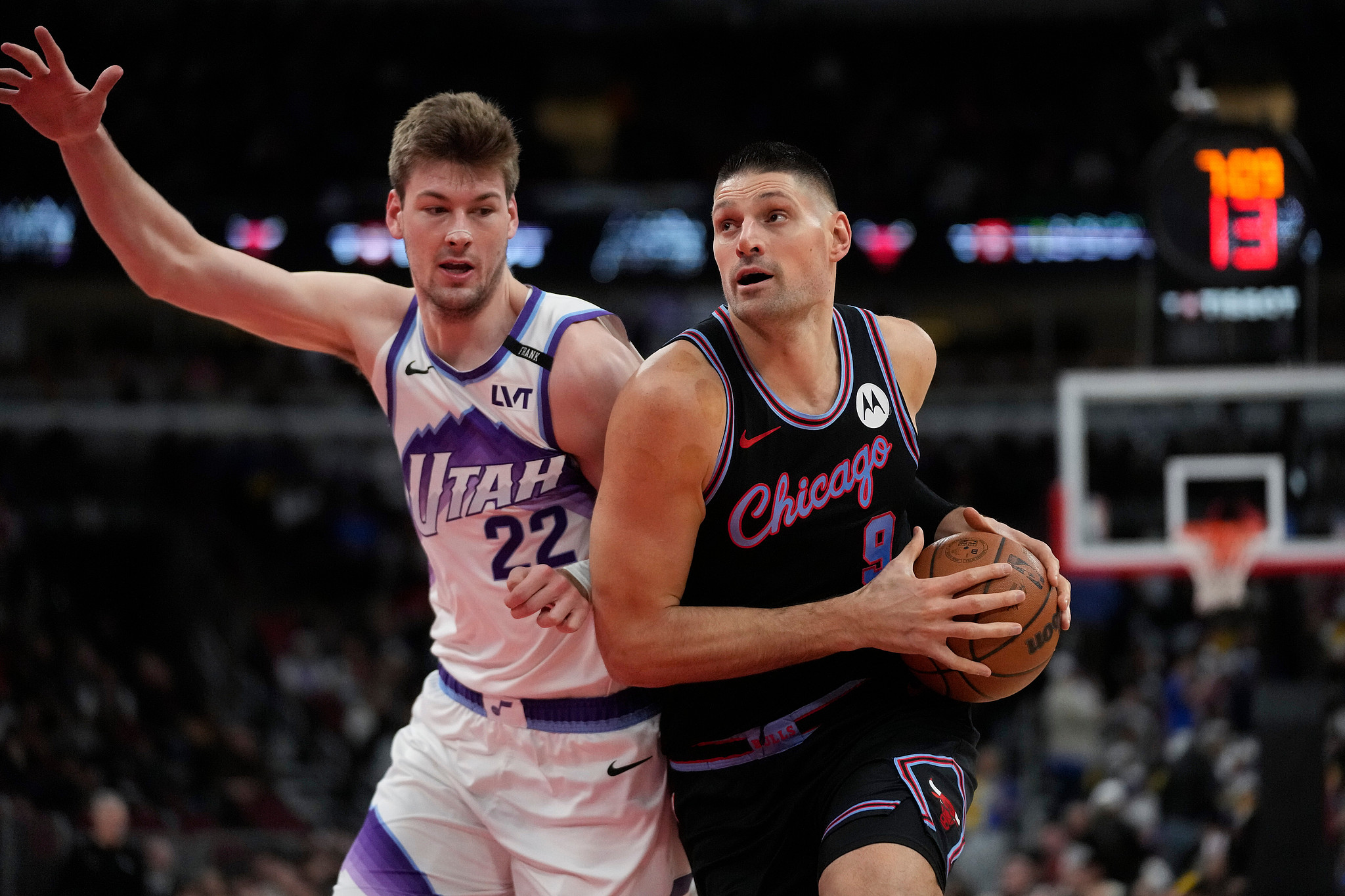 Kaiyun开云官方网站中国登录-武切维奇35+7+5上篮准绝杀 公牛主场险胜爵士