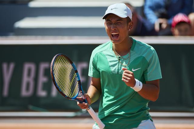 开云体育官网-商竣程朱琳闯入草地赛八强 温网中国军团值得期待